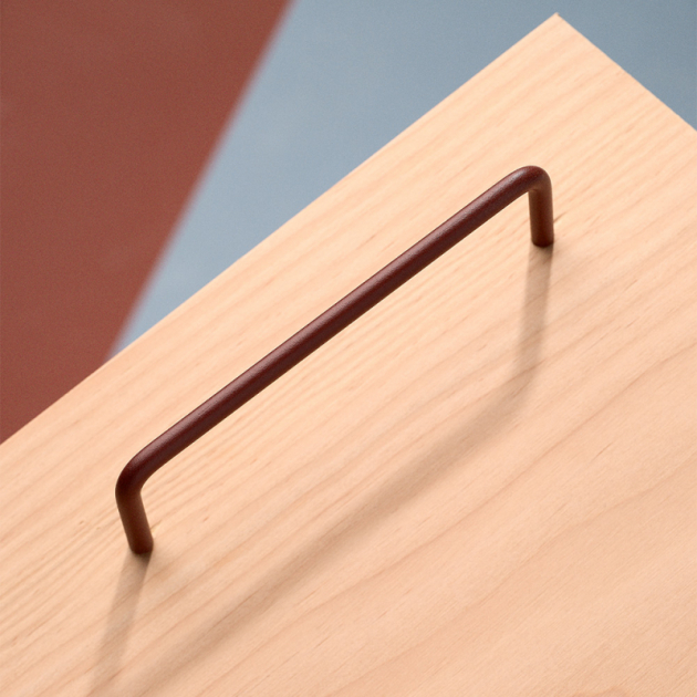 Handle Thread - Toniton Reddish Brown in the group Products / Handles at Beslag Design i Båstad Aktiebolag (401047-11)