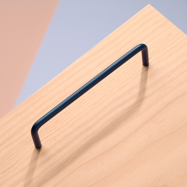 Handle Thread - Toniton Deep Blue in the group Products / Handles at Beslag Design i Båstad Aktiebolag (401049-11)