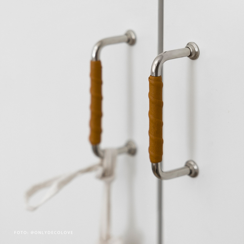 Handle 1353 - Nickel plated/nature leather