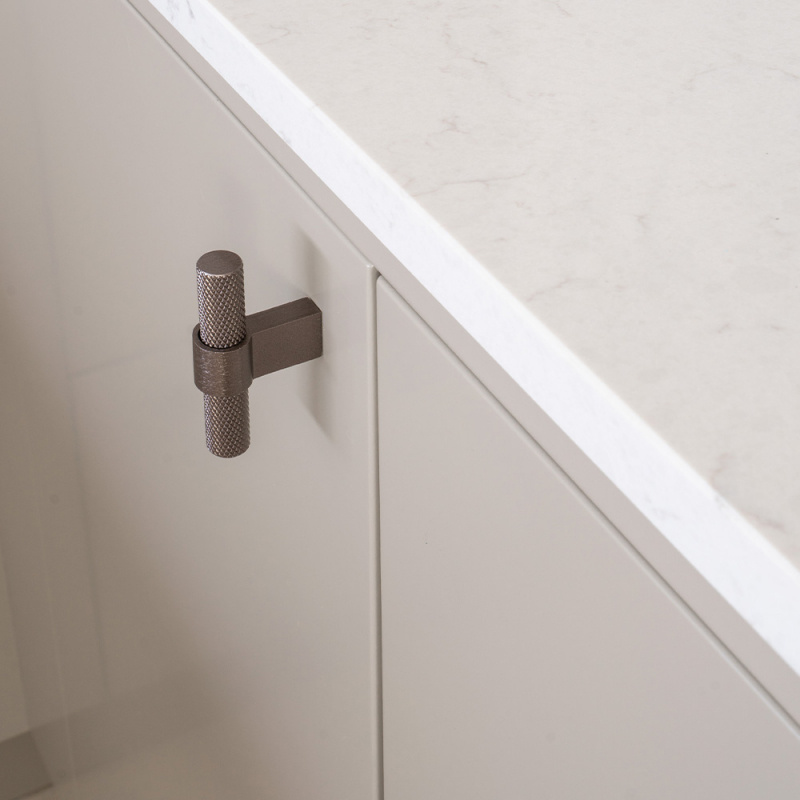 Knob T Helix - Dark bronze