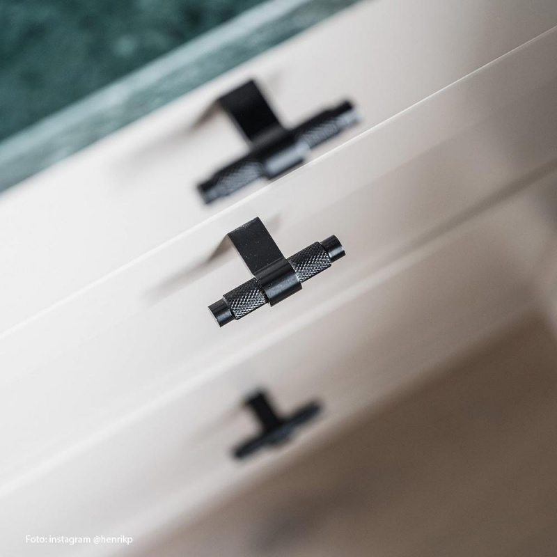 Knob Pitch Matte Black