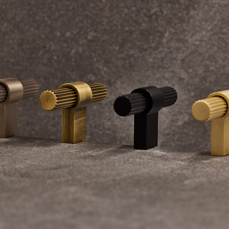 Knob T Helix Stripe - Brass