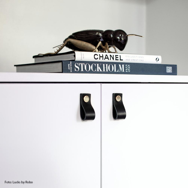 Loop - Black leather/polished nickel plated