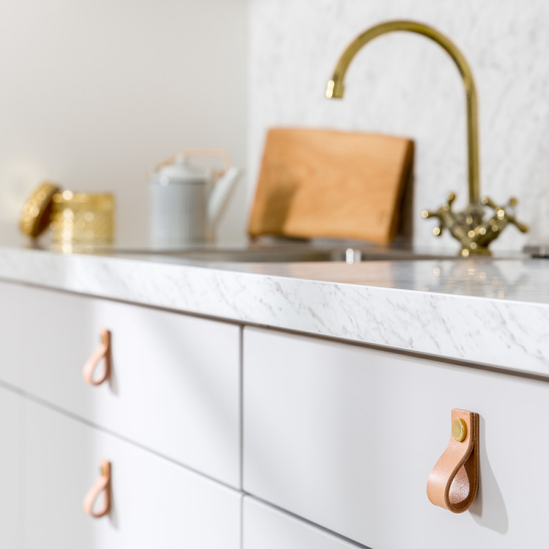 Loop - Nature leather/polished nickel plated