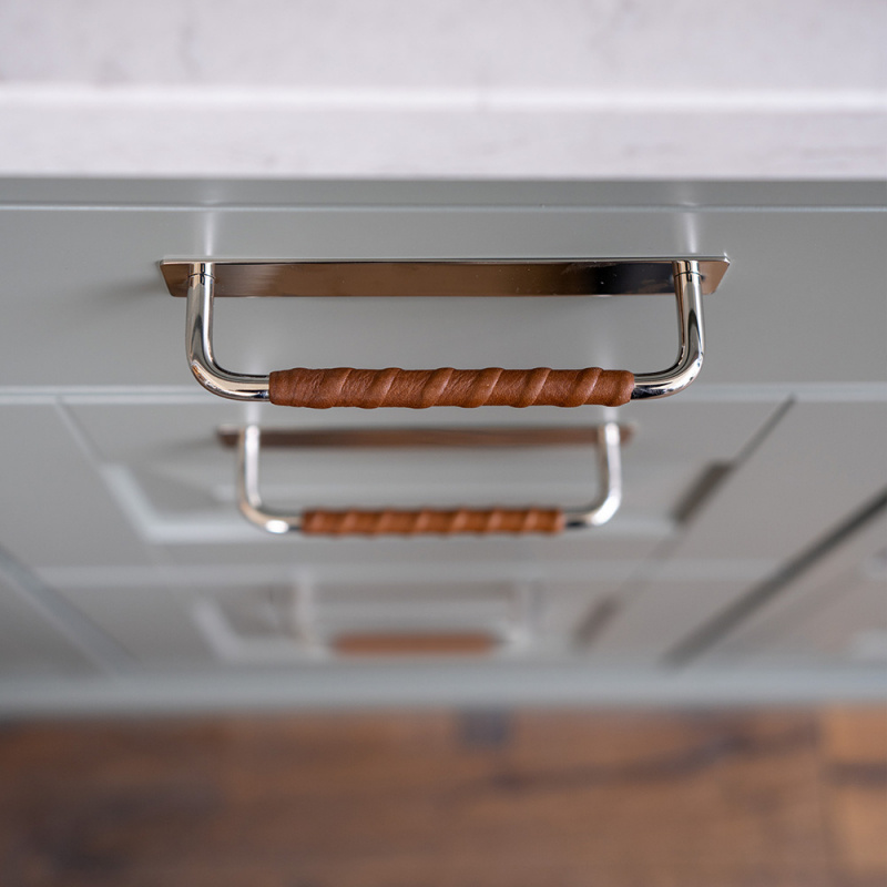 Handle Royal Deluxe - 128mm - Nickel plated/Brown leather