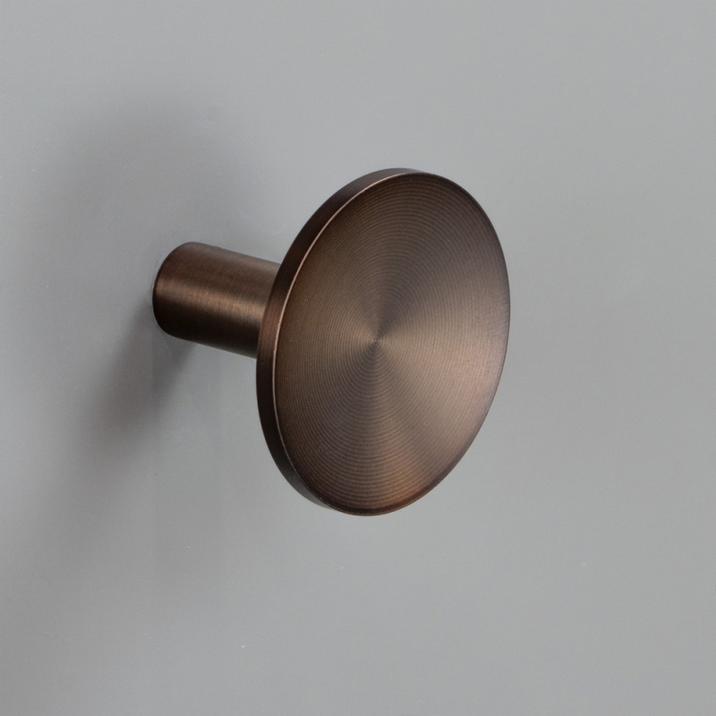 Knob Sture – 28mm - Burnished brass