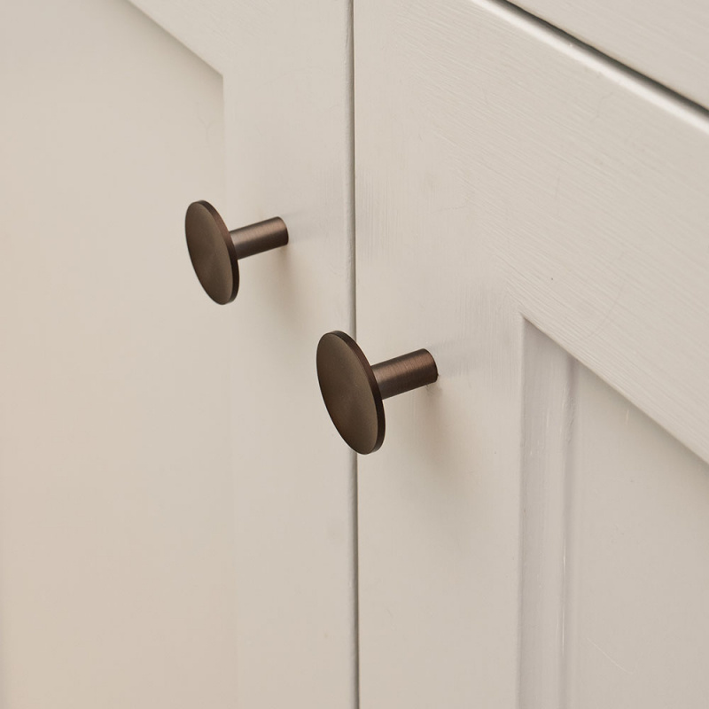 Knob Sture – 28mm - Burnished brass