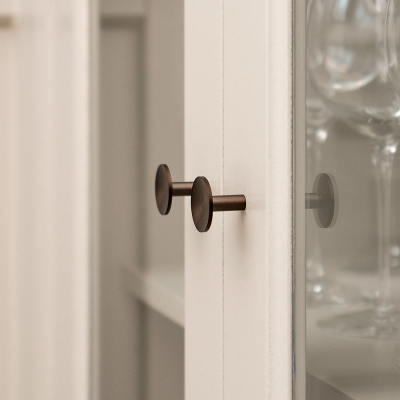 Knob Sture – 28mm - Burnished brass