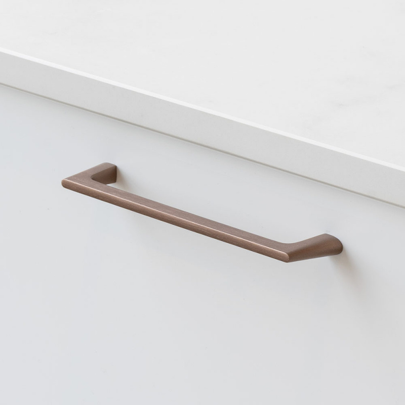 Handle Liv - 160mm - Brushed bronze