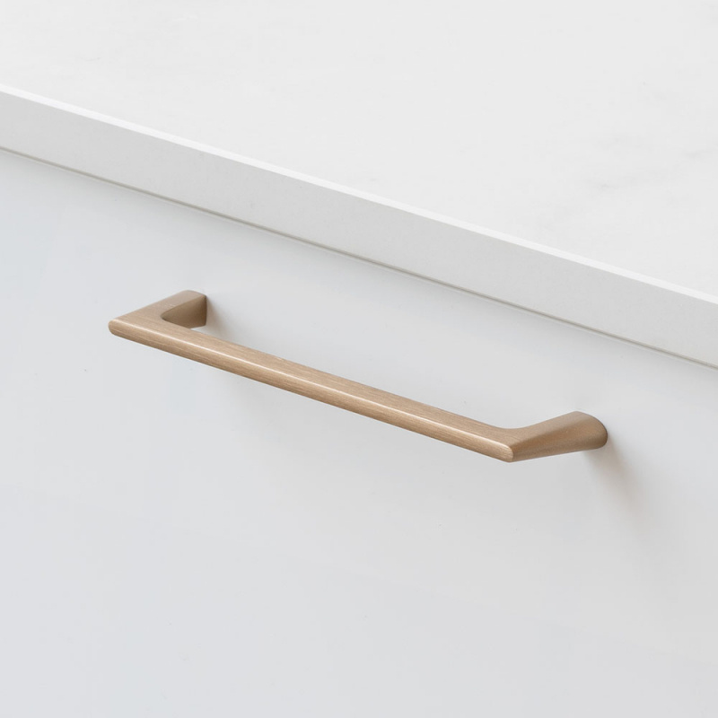 Handle Liv - 160mm - Brushed light gold