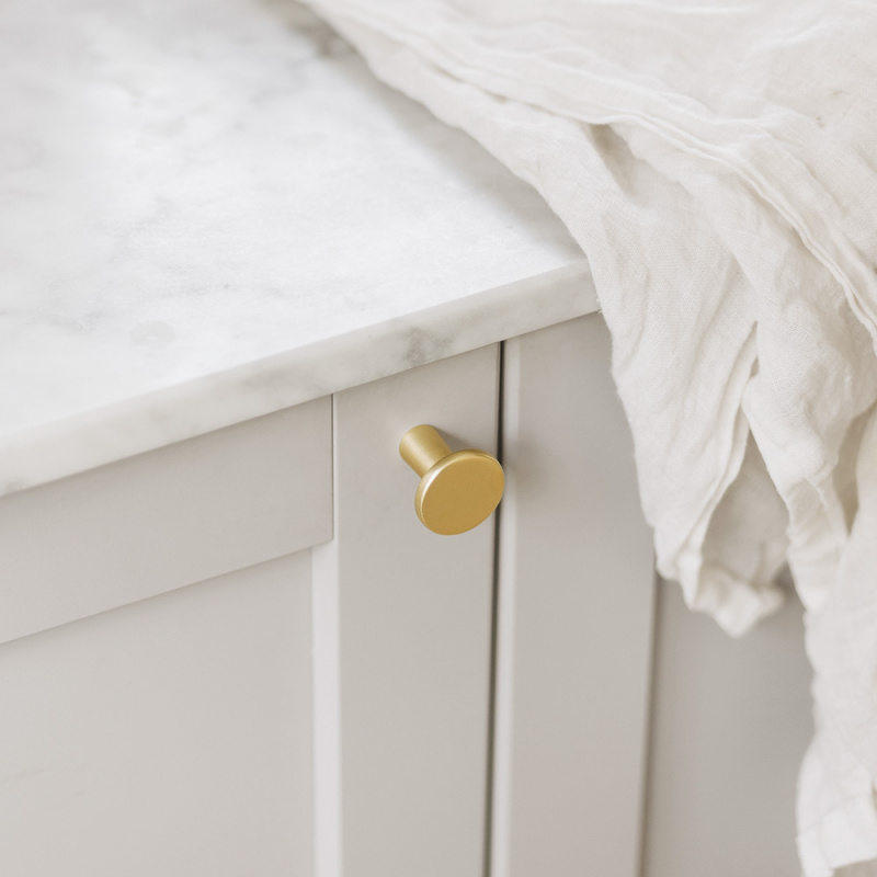 Knob Bob – Ø28mm – Brushed brass