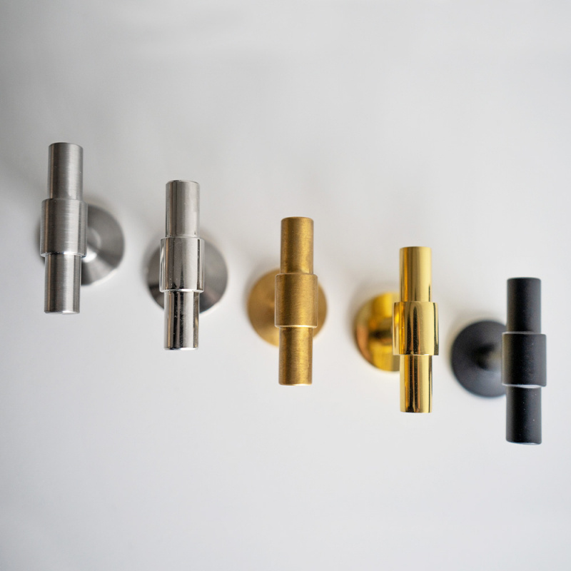 Knob T Uniform - Brass