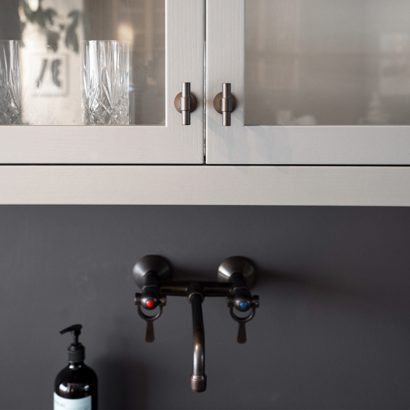 Knob T Uniform - Burnished brass