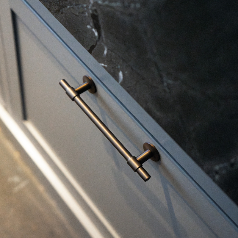 Handle Uniform - 128mm - Burnished brass