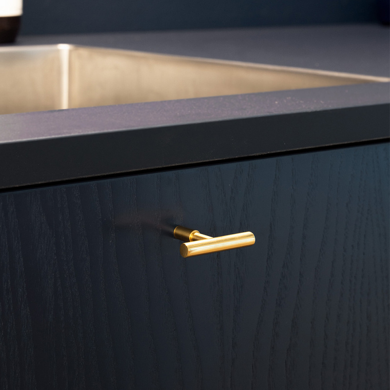 Knob T Spira - Polished brass