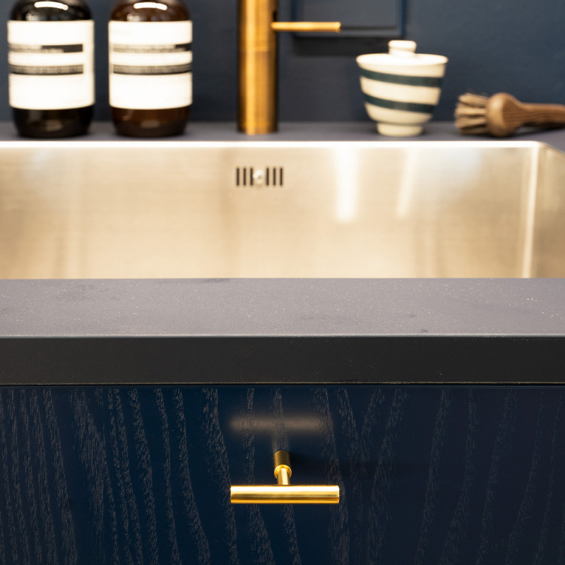 Knob T Spira - Polished brass