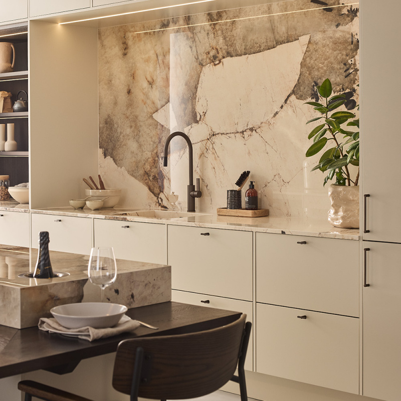 Knob T Flow - Burnished brass