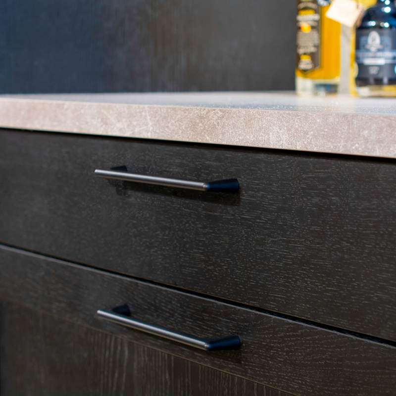 Handle Studio - Matte Black