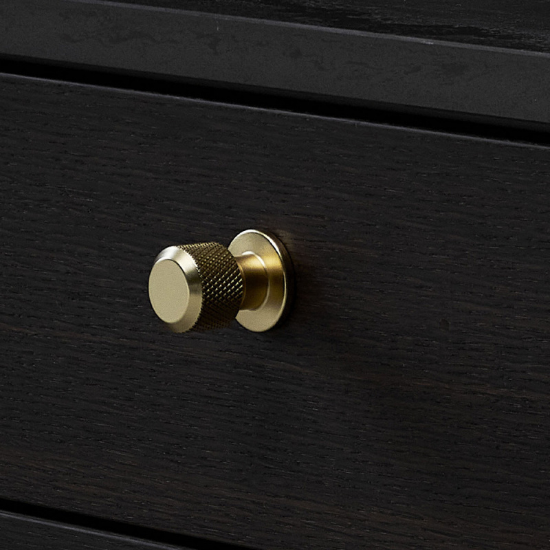 Knob Manor Round - Gold