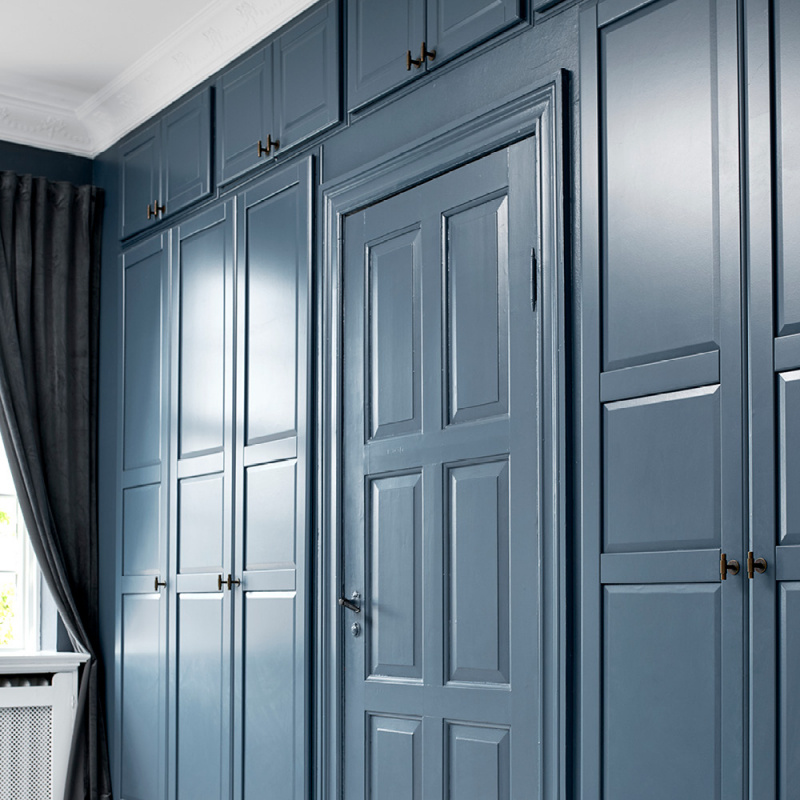 Knob Manor T - Antique brass