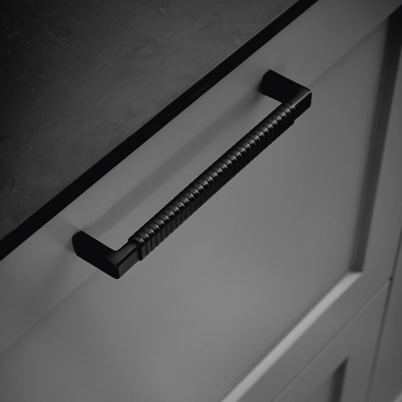 Handle Rattan - Matt Black