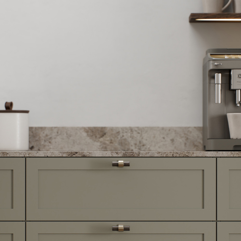 Knob T Bond – Dark-stained oak/Brushed brass