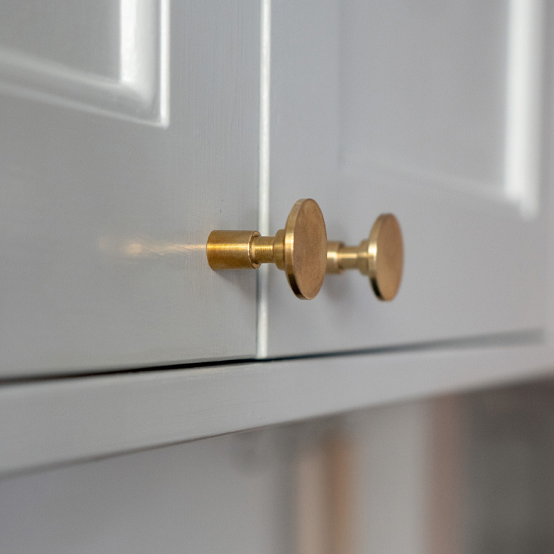 Knob Jubilee - 28mm - Untreated brass