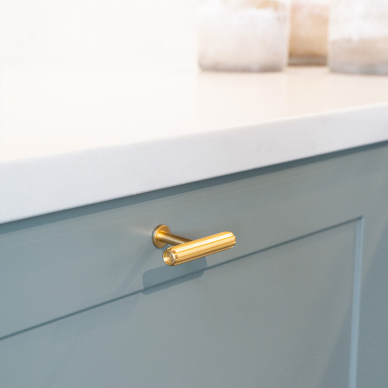 Knob T Rille mini - Brushed brass