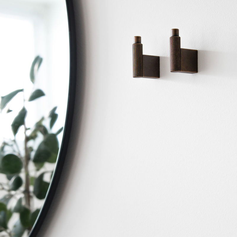 Hook Arpa - Antique brass