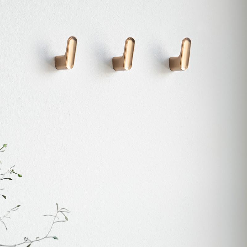 Hook Luv - Brushed brass