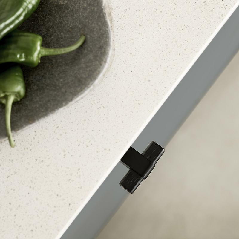 Knob T Crossing - Black/Black