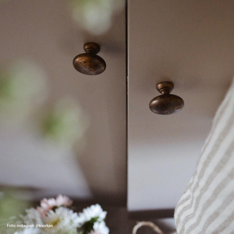 Knob 411 Antique