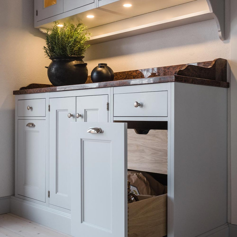 Bowl handle Newport in a beautiful kitchen from Tibrokök