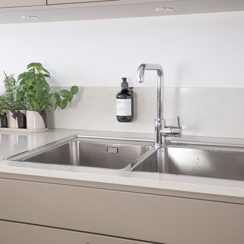 Base - Soap Pump Holder - Brushed stainless steel