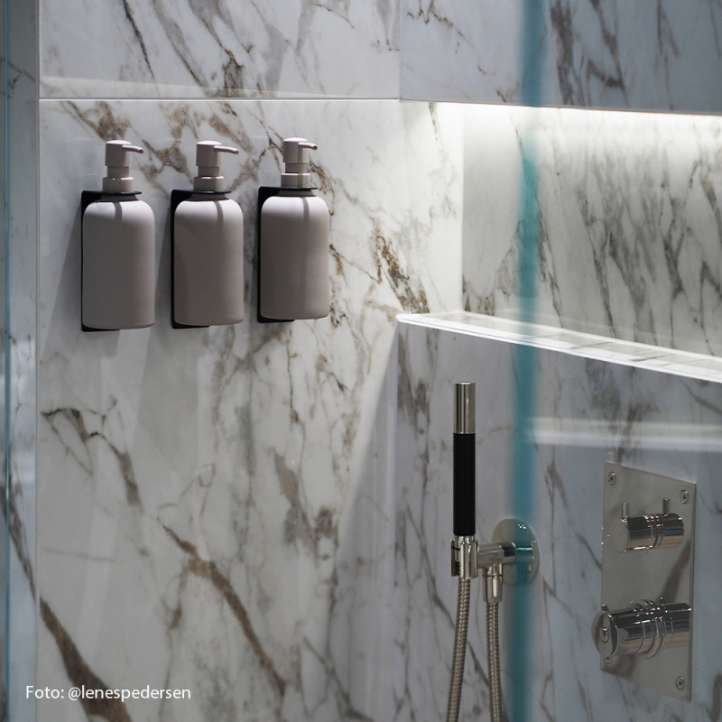 Base - Soap Pump Holder - Matt black