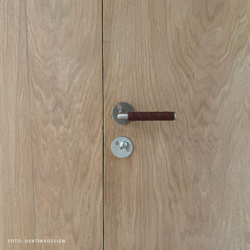 Door Handle Kastrup 04 - Stainless steel Brown leather