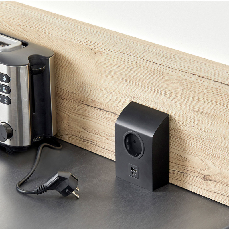 Power outlet mini Born - Matt black 