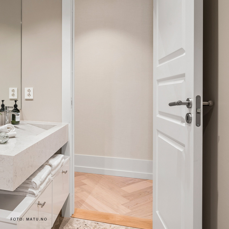 Door handle Helix 200 Stripe - Stainless steel look