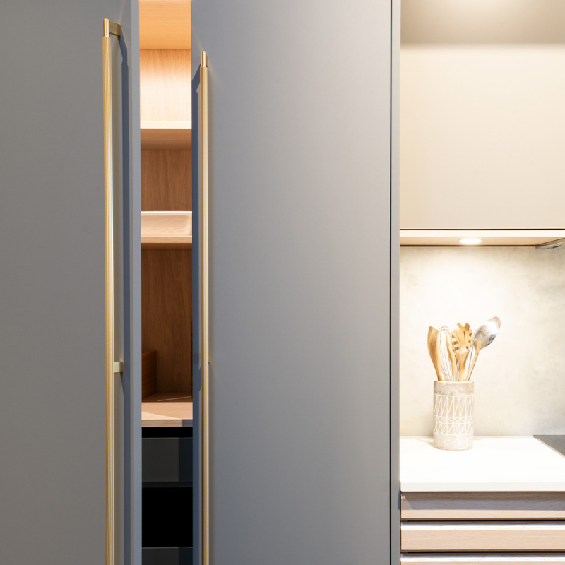 Handle Arpa - Brushed brass