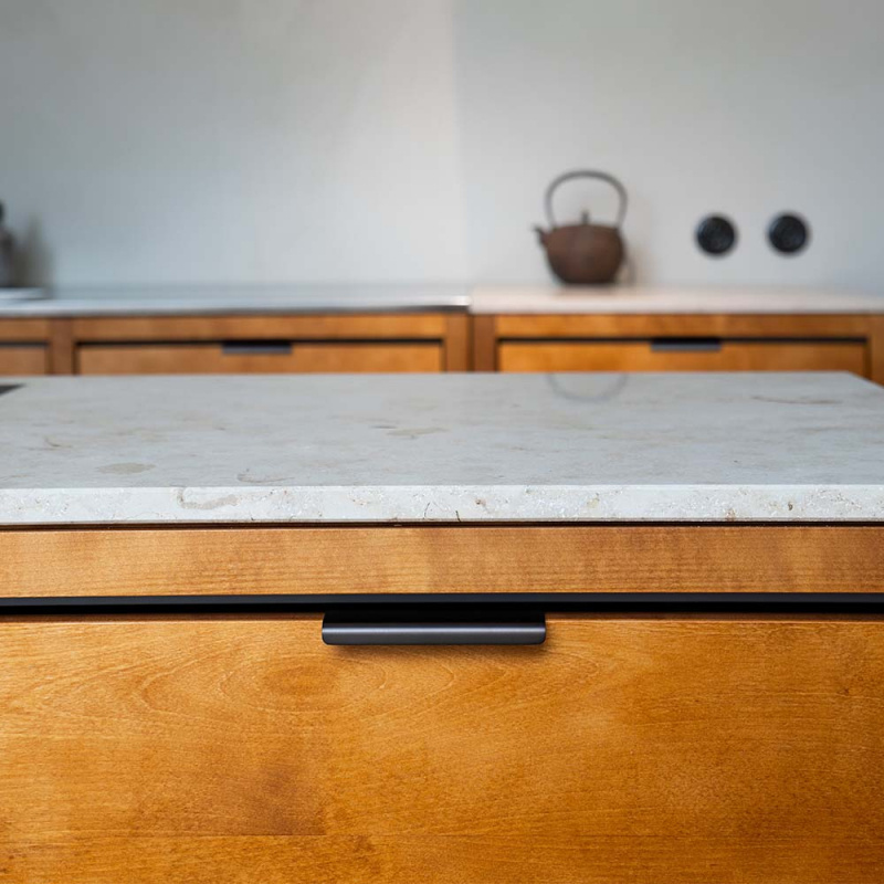 Handle Lip - Burnished brass