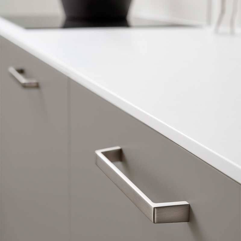 Handle Seam - Stainless Steel