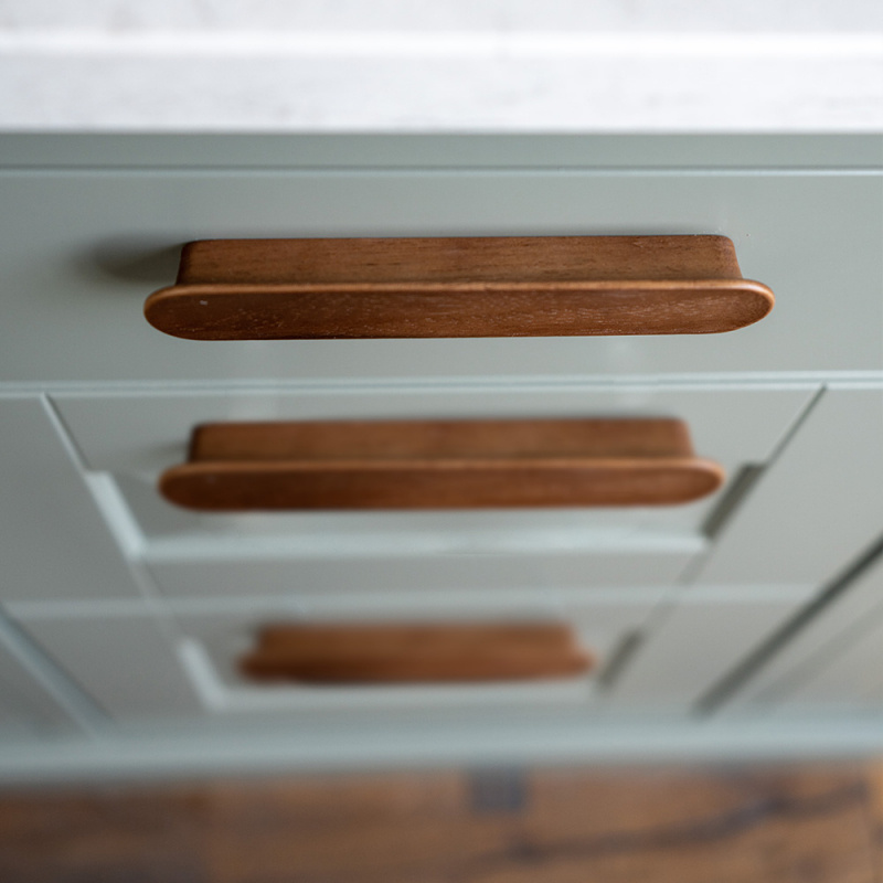 Handle Tuba - Walnut