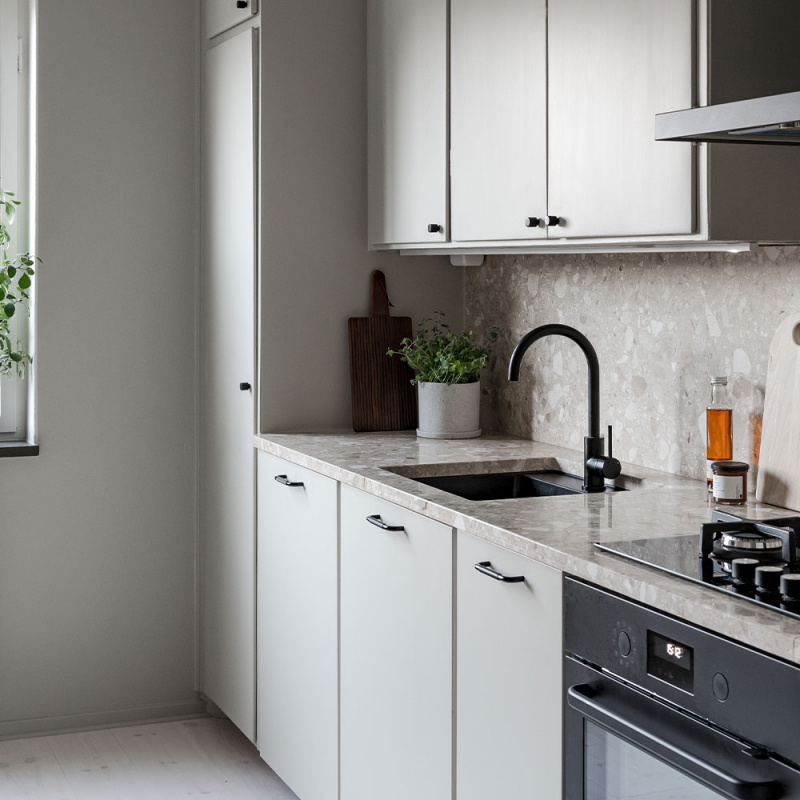 Handle Helix matt black. Photo: hillehem.se