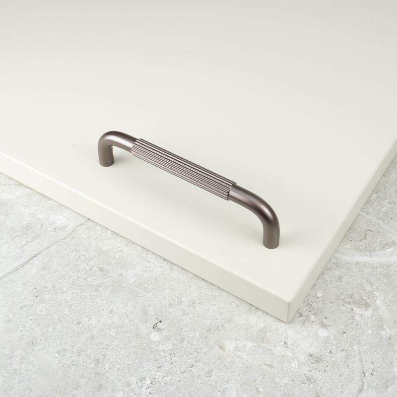Handle Helix Stripe - Dark bronze