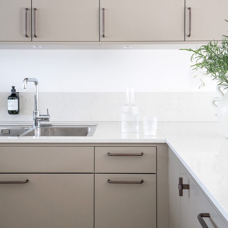 Handle Helix Stripe - Dark bronze