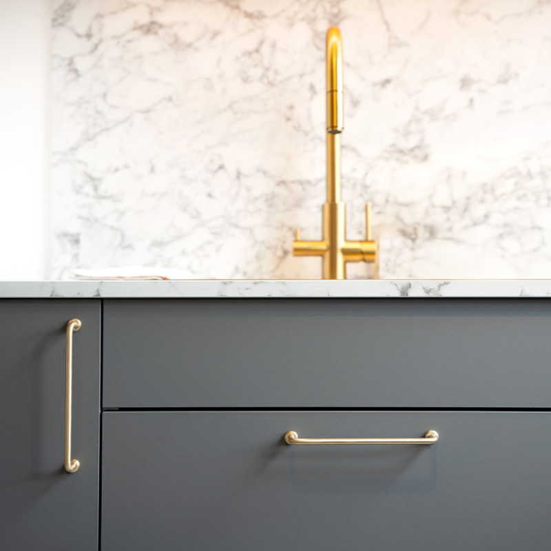 Handle Viva - Brushed brass