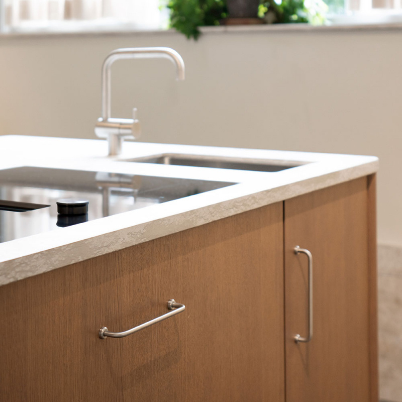 Handle Viva - Brushed stainless steel