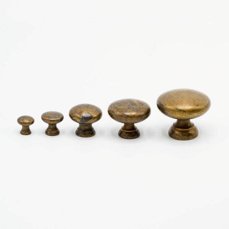 Knob 411 Antique