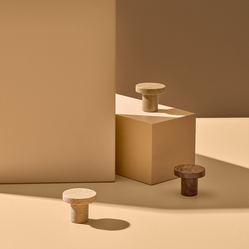 Knob Circus - Walnut