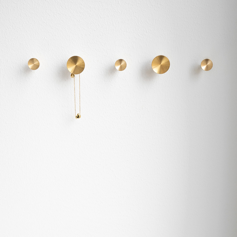 Hook Sture - Brushed brass untreated